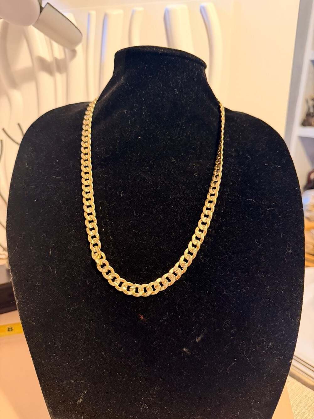 Vintage 18K Gold Plated Textured Curb Link Chain Necklace 24 inch